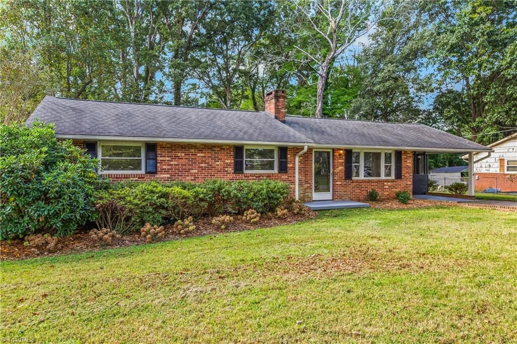 Property Photo:  160 Thacker Road  NC 27045 