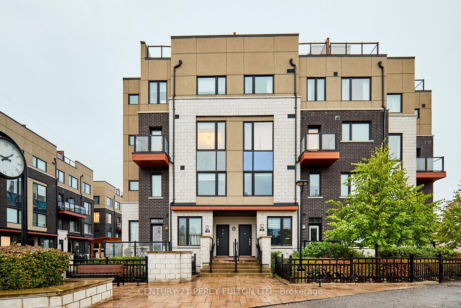 Photo de la propriété:  1555 Kingston Road 114  ON L1V 0E9 