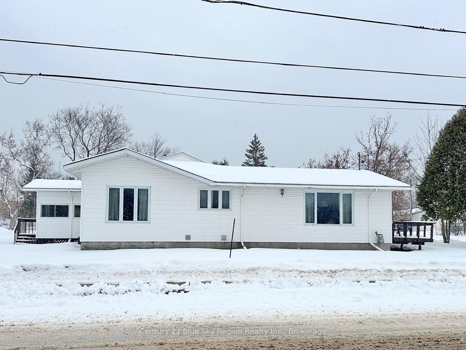 Property Photo:  391 Mattawan Street  ON P0H 1V0 