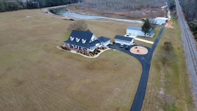 Property Photo: 103 Camp Ln GA 31601