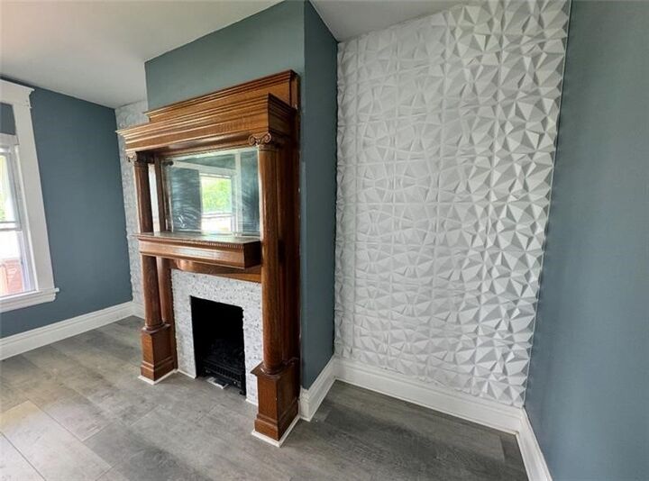 Property Photo:  766 S Irvine Ave  PA 16146 