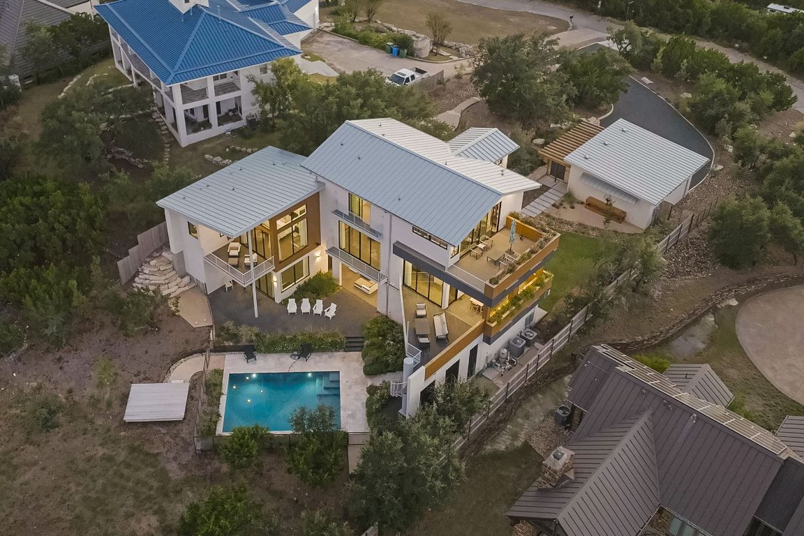 Property Photo:  5004 McIntyre Circle  TX 78734 