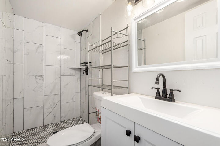 Property Photo:  17232 N 16th Avenue  AZ 85023 