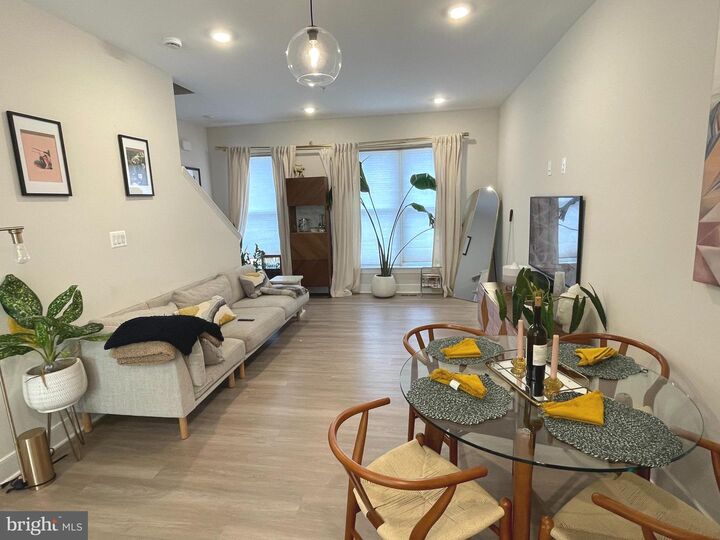 Property Photo:  825 Sycamore Drive SE  DC 20032 