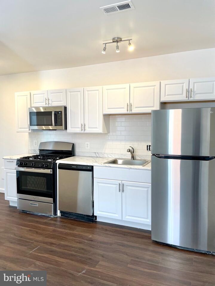 Property Photo:  1838 C Street SE #1  DC 20003 