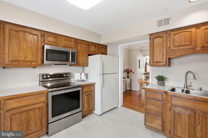 Property Photo:  6508 Westmore Court  VA 22150 