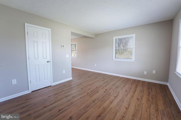 Property Photo: 3107 Shawnee Drive 11 VA 22601