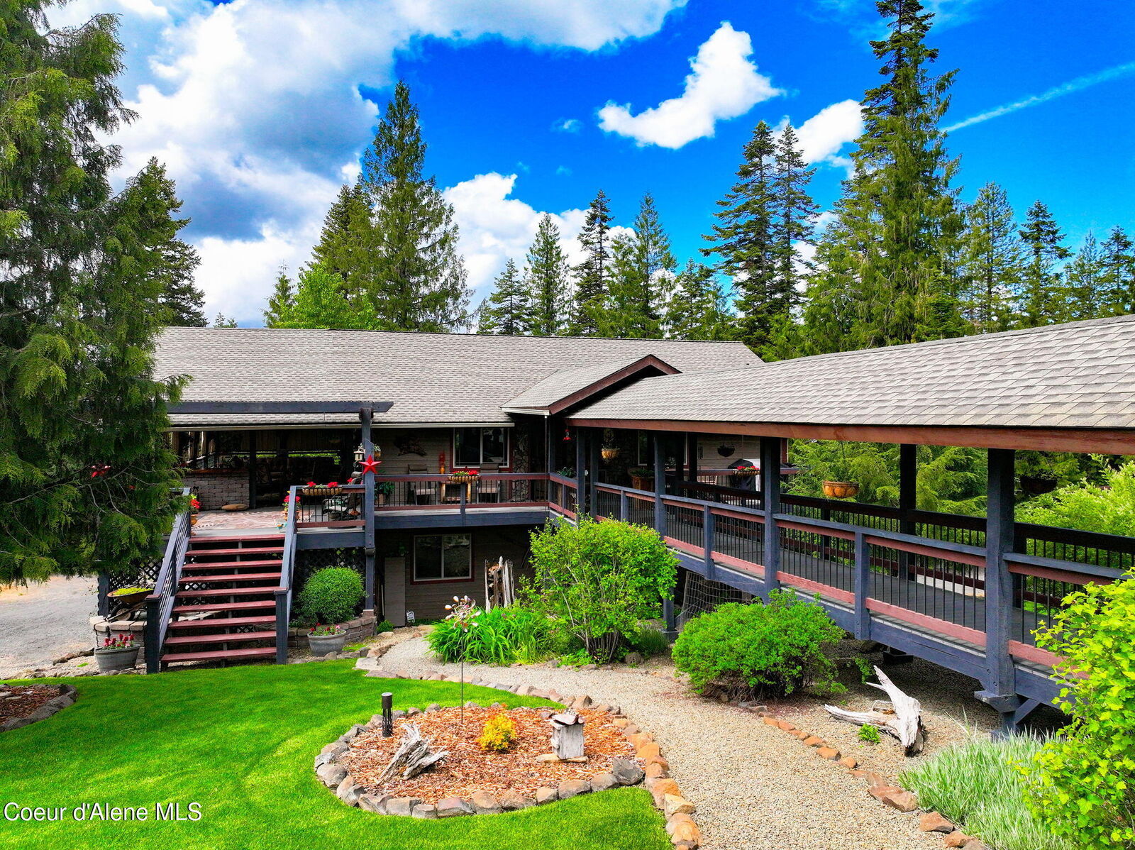 Property Photo:  629 Flat Creek Rd  ID 83861 