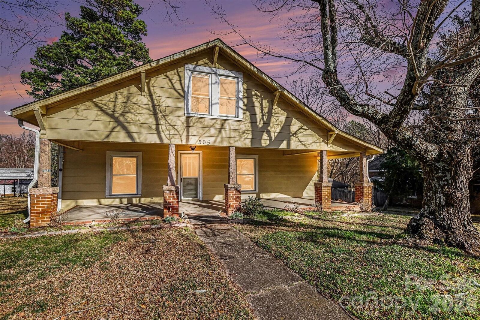 Property Photo:  505 S Main Gq Street  NC 28146 