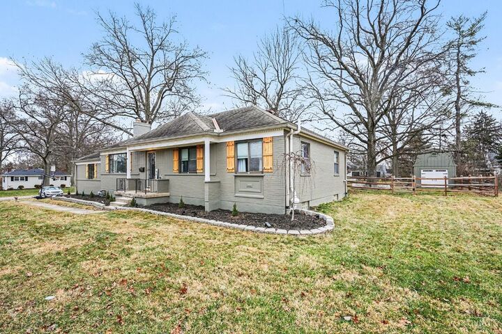 Property Photo:  7390 Hosbrook Road  OH 45243 