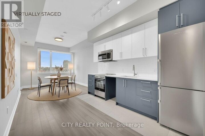 Property Photo:  664 Spadina Avenue 608  ON M5S 2H7 