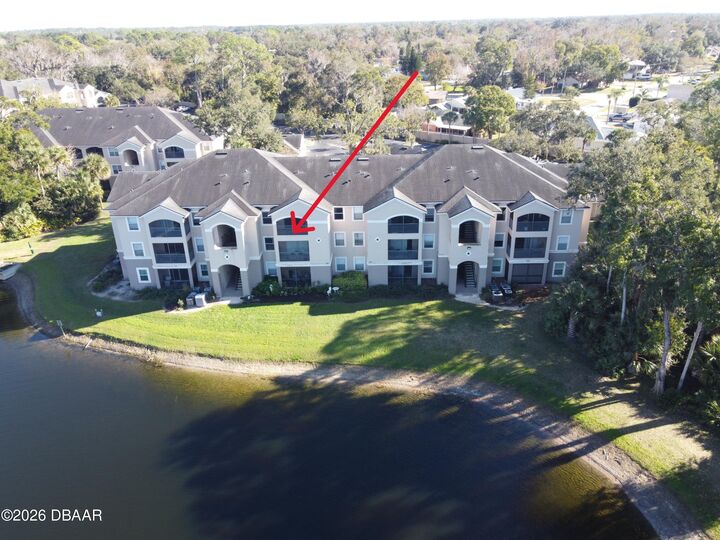 Photo de la propriété:  940 Village Trail 4-306  FL 32127 