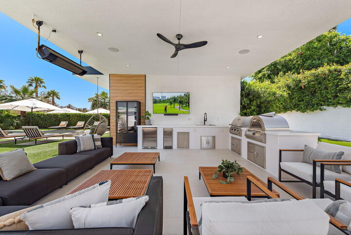 Property Photo:  43421 Joshua Road  CA 92270 