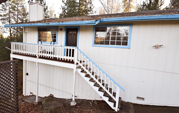 Property Photo:  19283 James Circle  CA 95321 