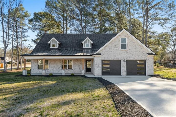 Property Photo: 1883 Bennett Ridge GA 30078