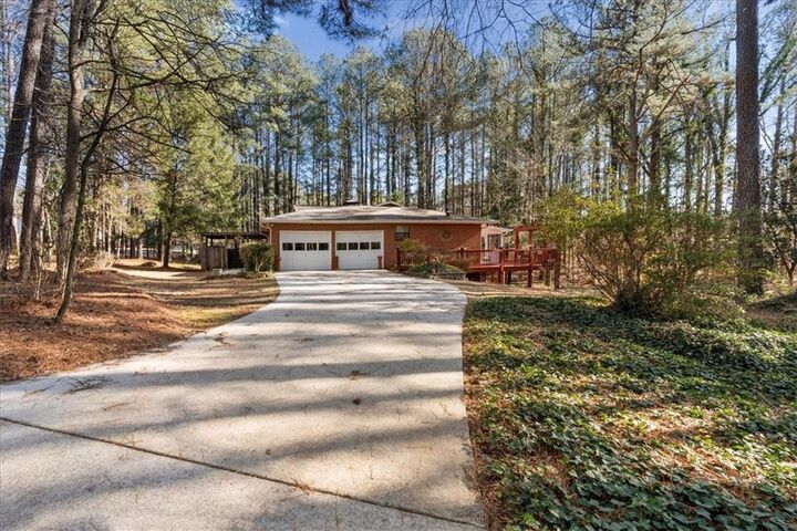 Property Photo:  4619 Knollwood Drive NW  GA 30101 