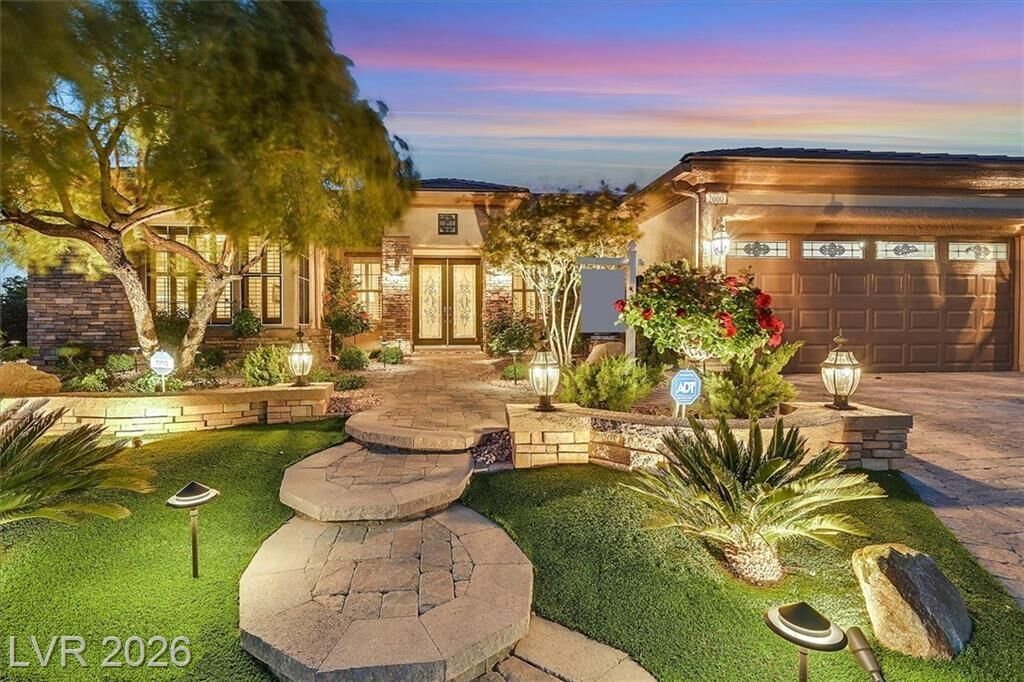 Property Photo:  2000 Tulip Grove Court  NV 89052 