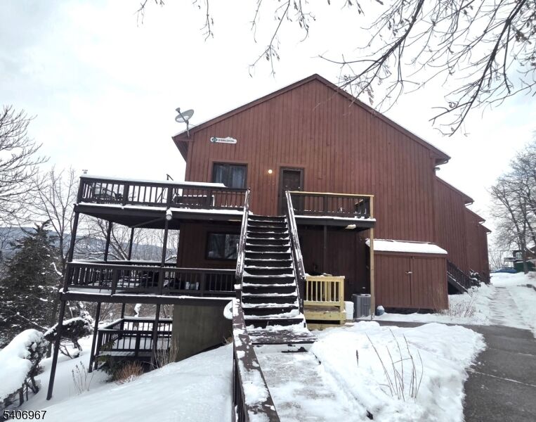 Property Photo:  23 Wimbledon Dr 10  NJ 07462 