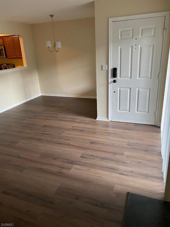 Property Photo:  5 Brigade Court  NJ 07921 