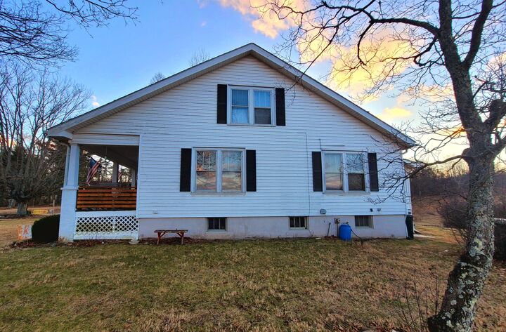 Property Photo:  13559 Wolf Creek Rd  WV 24910 