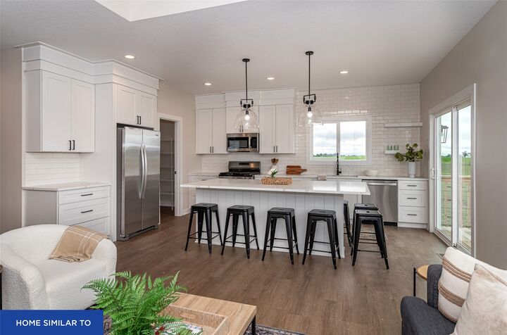 Property Photo:  335 Springer Court  IA 50156 