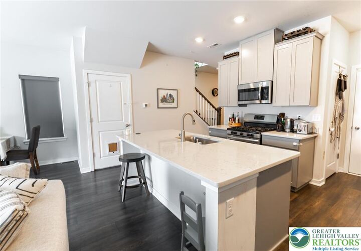 Property Photo:  7536 Clayton Avenue  PA 18036 