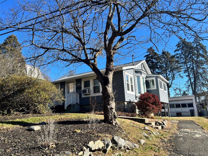 Property Photo:  8 Maple Avenue  NY 10591 