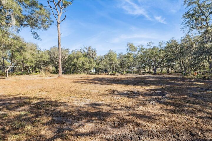 Property Photo:  1001 Lake Harney Road  FL 32732 