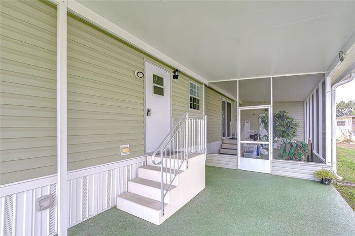 Property Photo:  3337 Dawns Dell  FL 33541 