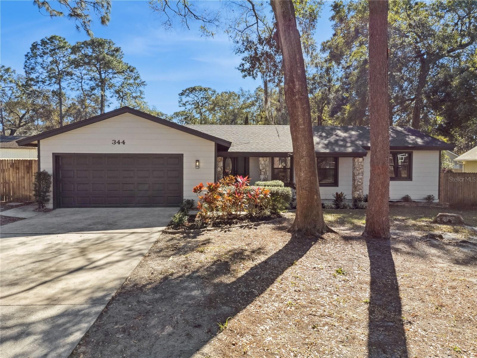 Property Photo:  344 Ridgewood Street  FL 32701 