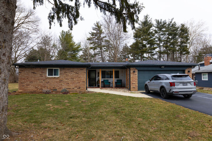 Property Photo:  3932 Wyandotte Trail  IN 46240 