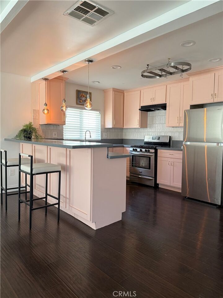 Property Photo: 6431 Roble CA 90042