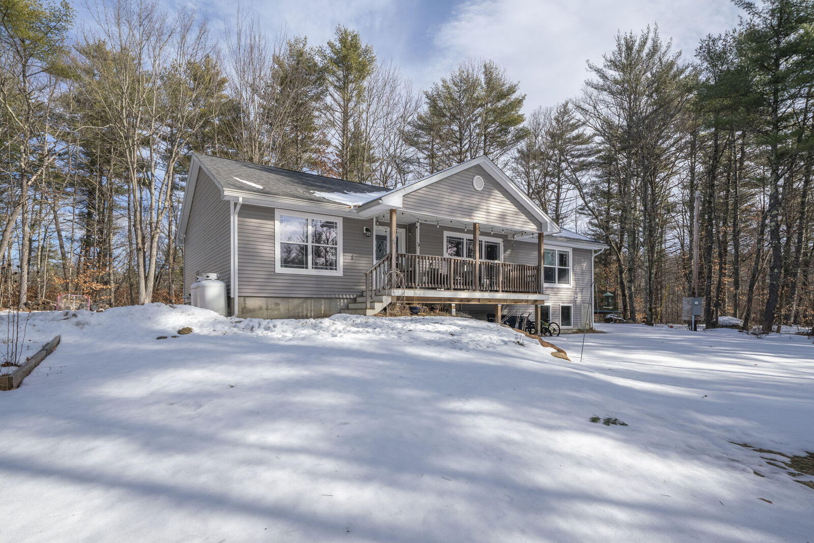 Property Photo:  159 Prospect Hill Road  ME 04027 