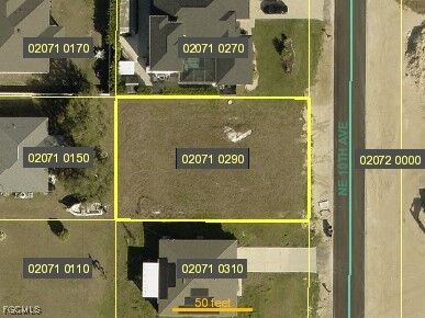 Property Photo:  1330 NE 10th Avenue  FL 33909 