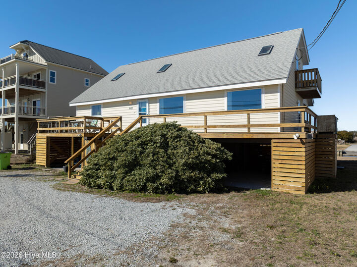 Property Photo:  1601 New River Inlet Road  NC 28460 