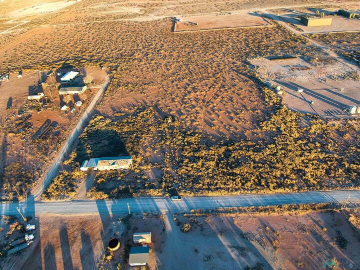 Property Photo: 2004 Connie Road NM 88220