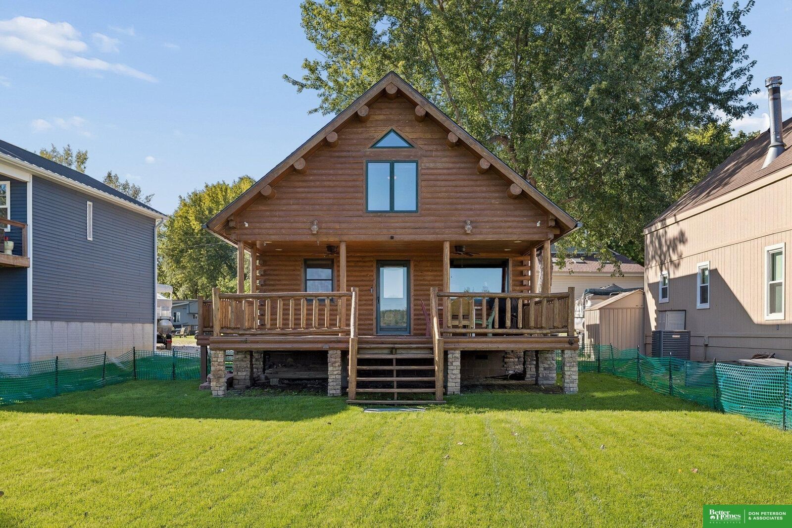 Property Photo:  4856 Lakeshore Drive  NE 68061 
