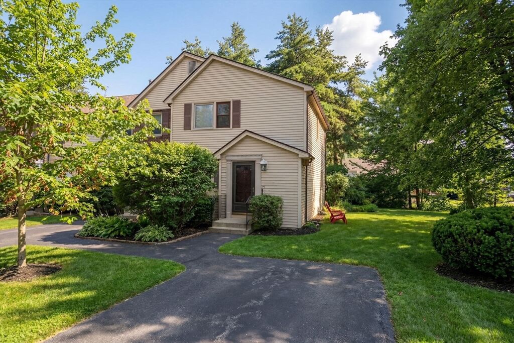 Property Photo:  1 Beth Cir 1  MA 01720 