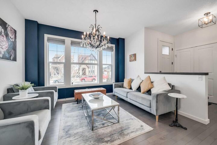 Property Photo:  19 Marquis Gardens SE  AB T3M 1Z9 