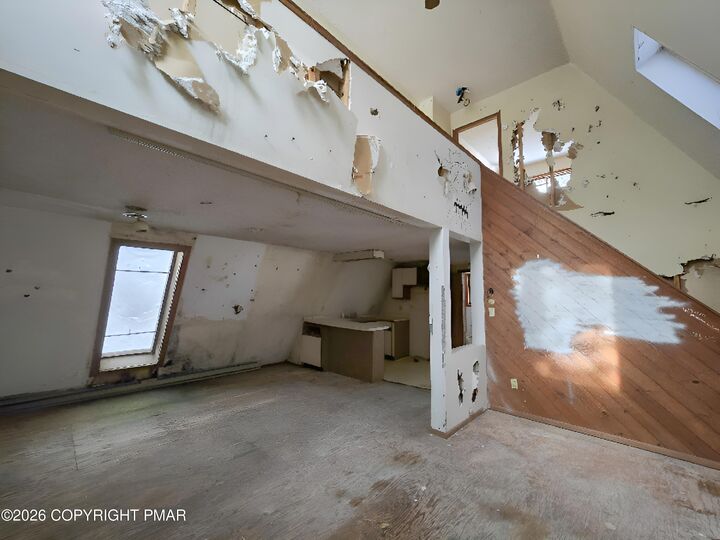 Property Photo:  1158 Navajo Trail  PA 18424 