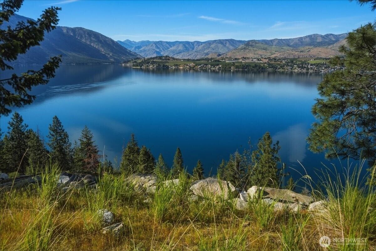 Property Photo:  7365  Ridgeview Drive  WA 98816 