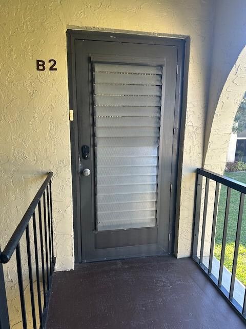 Property Photo:  3625 La Aires Court B2  FL 33463 