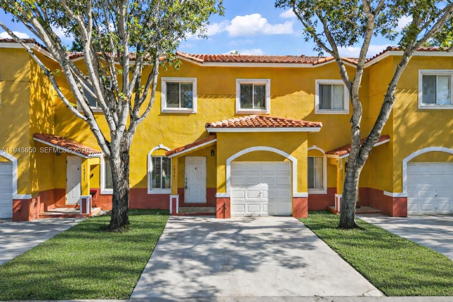 Property Photo: 18241 SW 108th Pl FL 33157