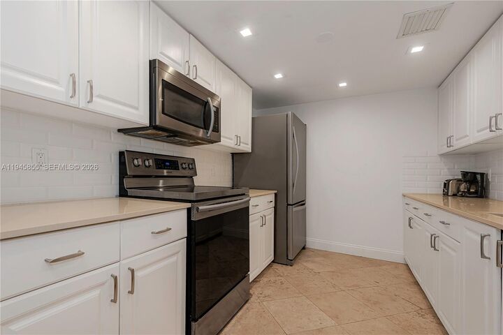 Property Photo:  90 Alton Rd 301  FL 33139 