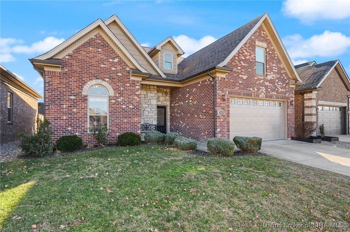 Property Photo:  3016 Garden Villa Drive  IN 47130 