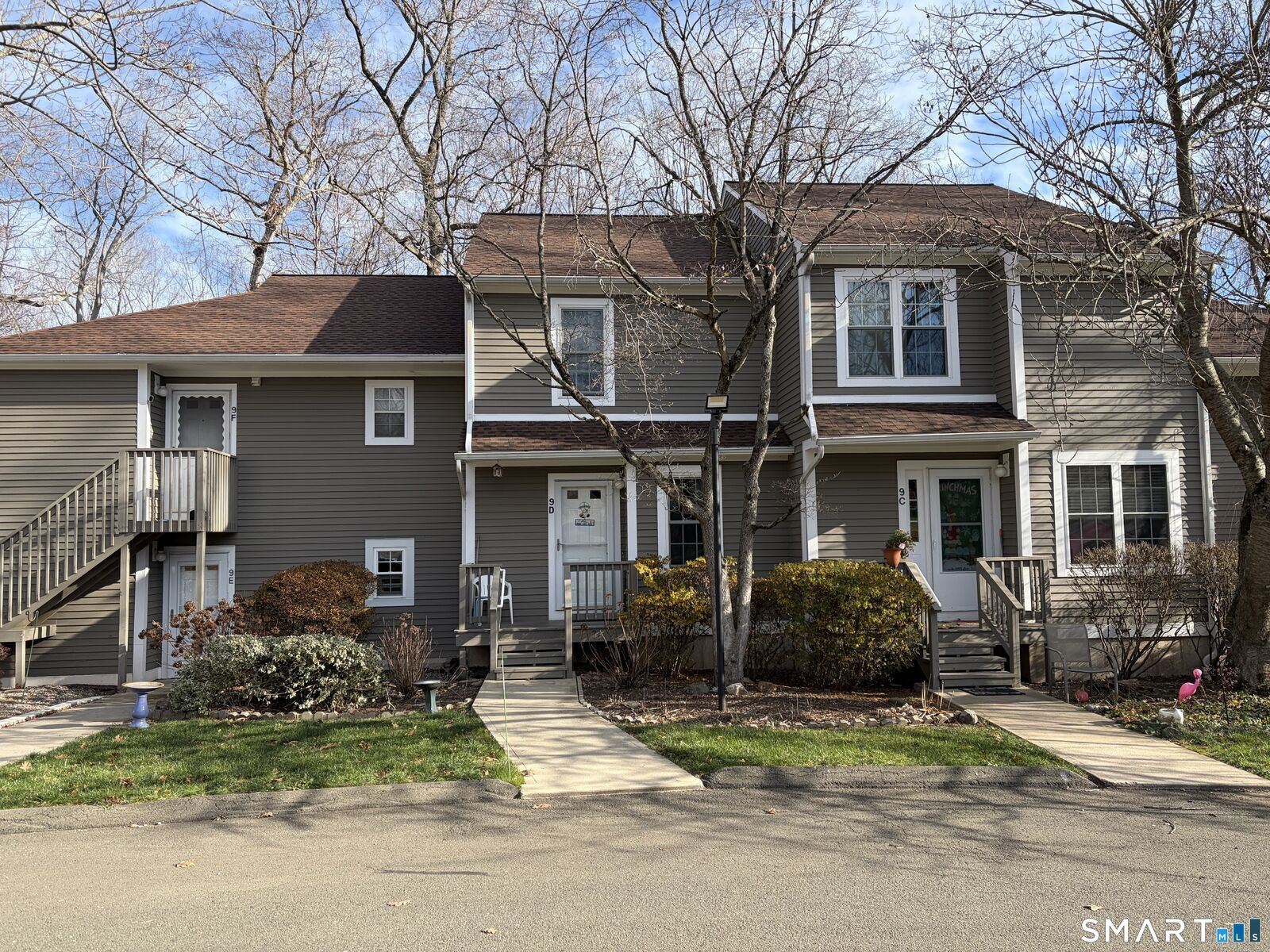 Property Photo:  53 Brushy Plain Road Apt 9D  CT 06405 