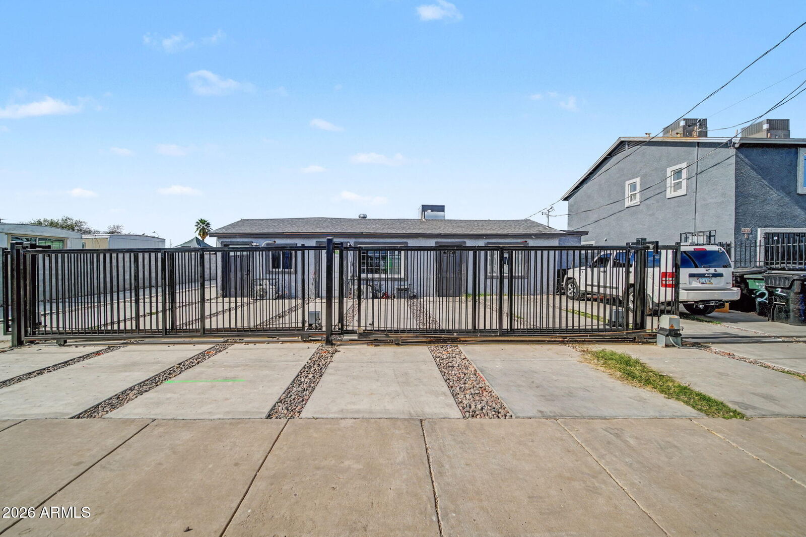 Property Photo: 4028 S 15th Street AZ 85040