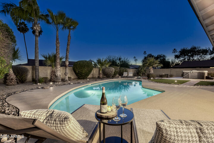 Property Photo: 301 E Muriel Drive AZ 85022