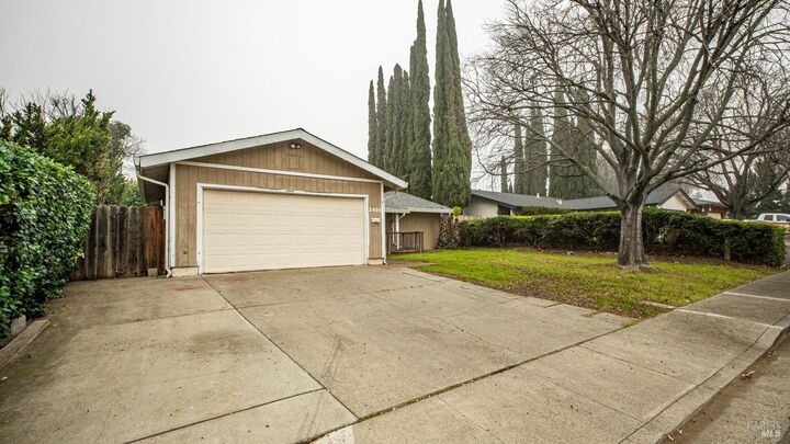 Property Photo: 2495 Carnation Drive CA 94533