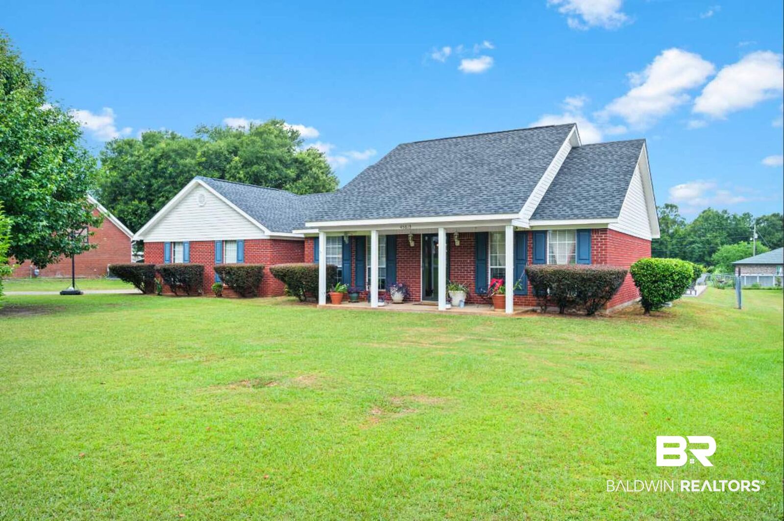 Property Photo: 45613 Redhill Road AL 36507